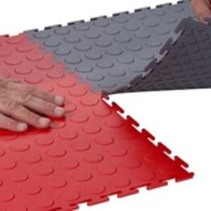 interlocking-rubber-tiles-red-black